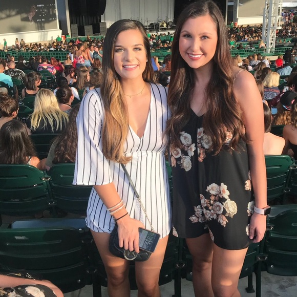 BluSpero Black & White Striped Romper Size Small - Picture 4 of 4